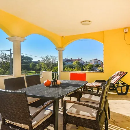 Svarog Appartamento *