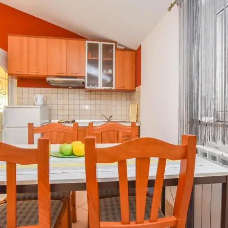 Apartment Svarog Weißenburg