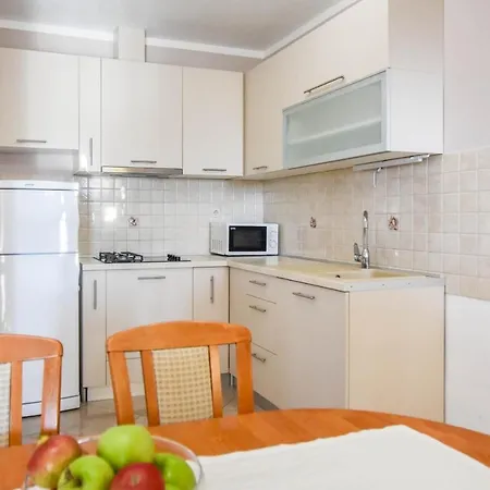 Apartment Svarog Weißenburg