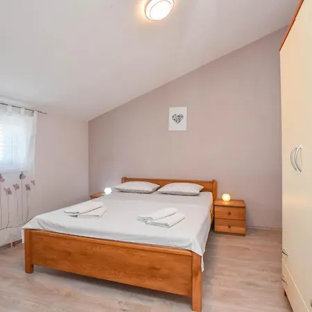 Apartment Svarog *