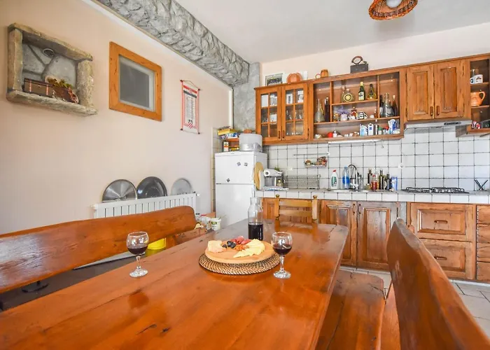 Svarog * Biograd Na Moru